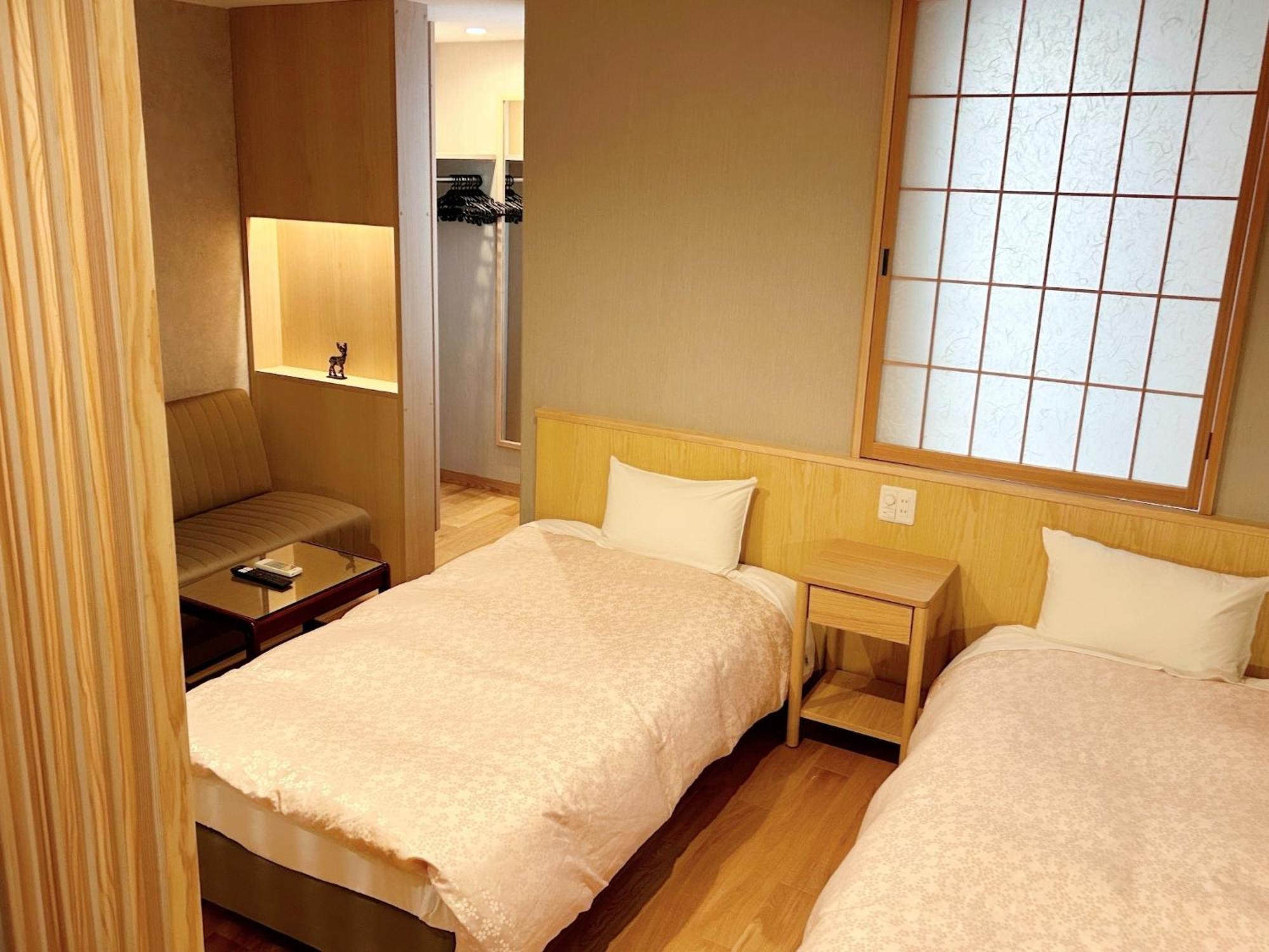 Hotel Hanakomichi - Vacation Stay 27580V Nara Exterior photo